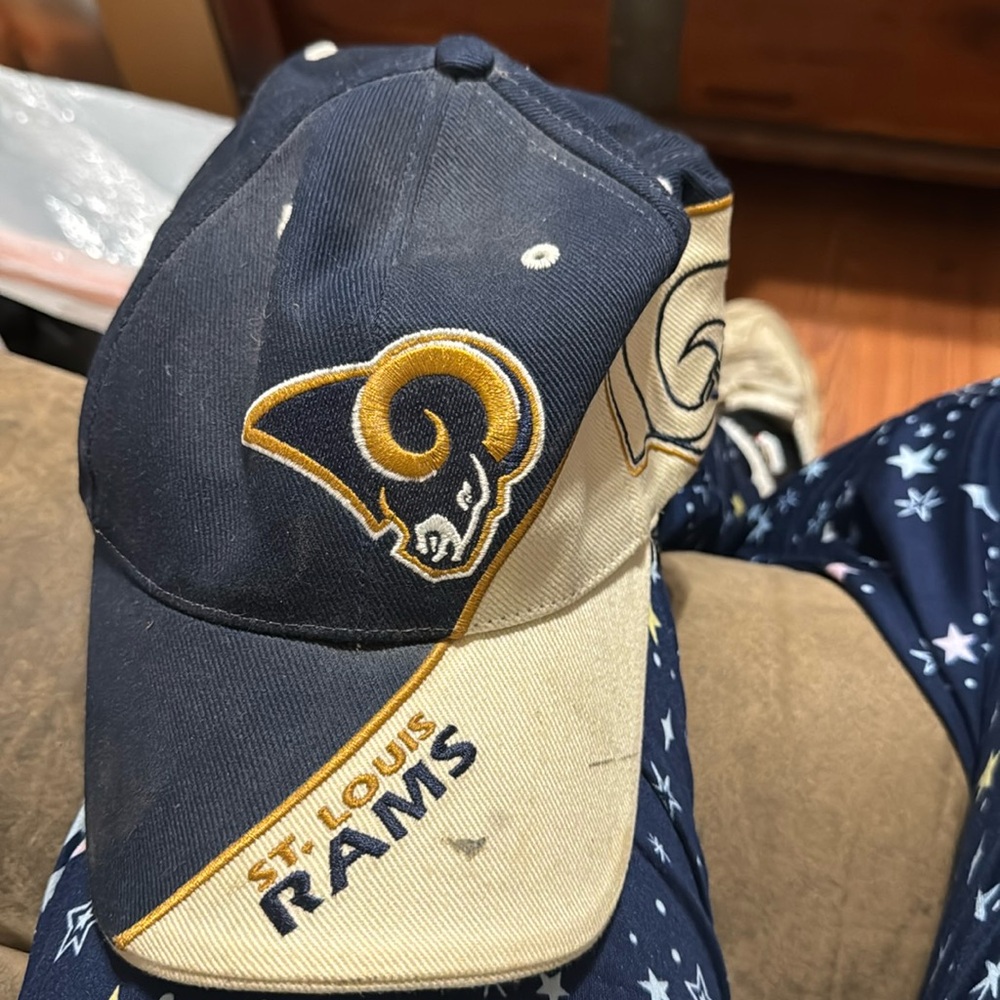 St. Louis Rams hat